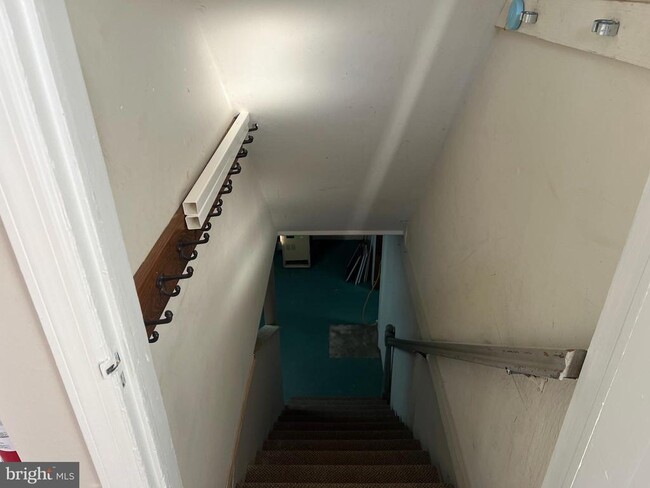 Building Photo - 11 Plainsboro Rd