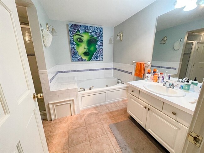 Building Photo - 57 Dwight St