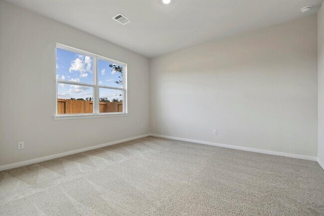Building Photo - 16430 Blossom Grv Dr