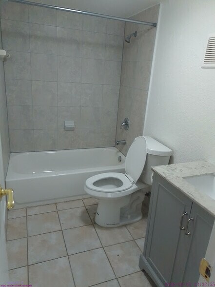 Building Photo - 7921 NW 44th Ct