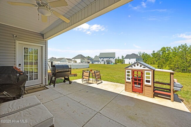 Building Photo - 1009 Kingfish Way