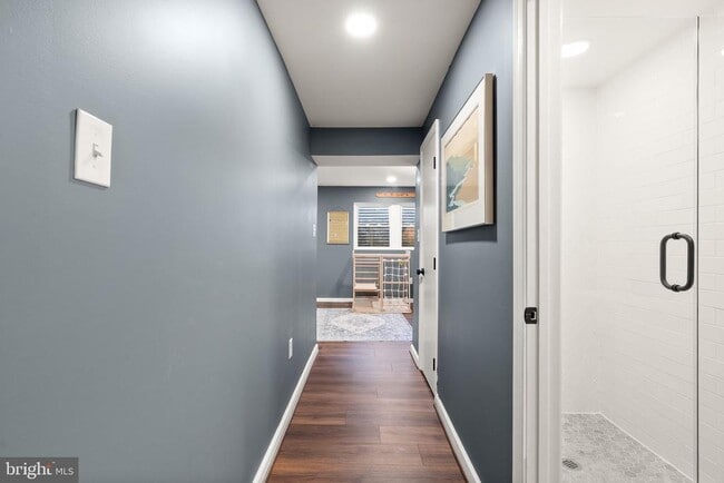 Building Photo - 7393 Colton Ln