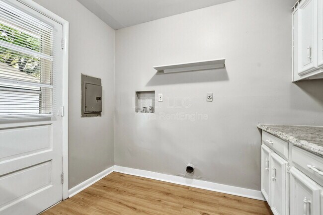 Building Photo - 3534 Terrier Ln