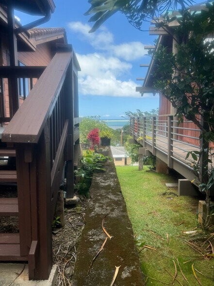 Peekaboo view of Kaneohe Bay - 47-445 Lulani St