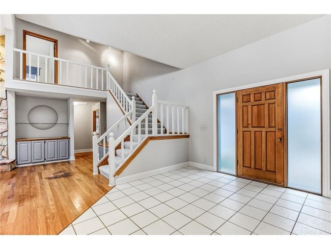 Building Photo - 5880 Christmas Lake Rd