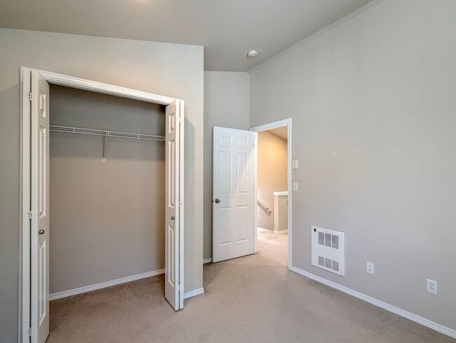 Building Photo - 3bd/2bth North Green Lake Townhome, $3,250/mo.