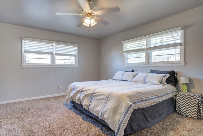 Building Photo - PRE-LEASING for AUGUST - A Great Farmhouse Chic 3/2/2 near Texas Tech