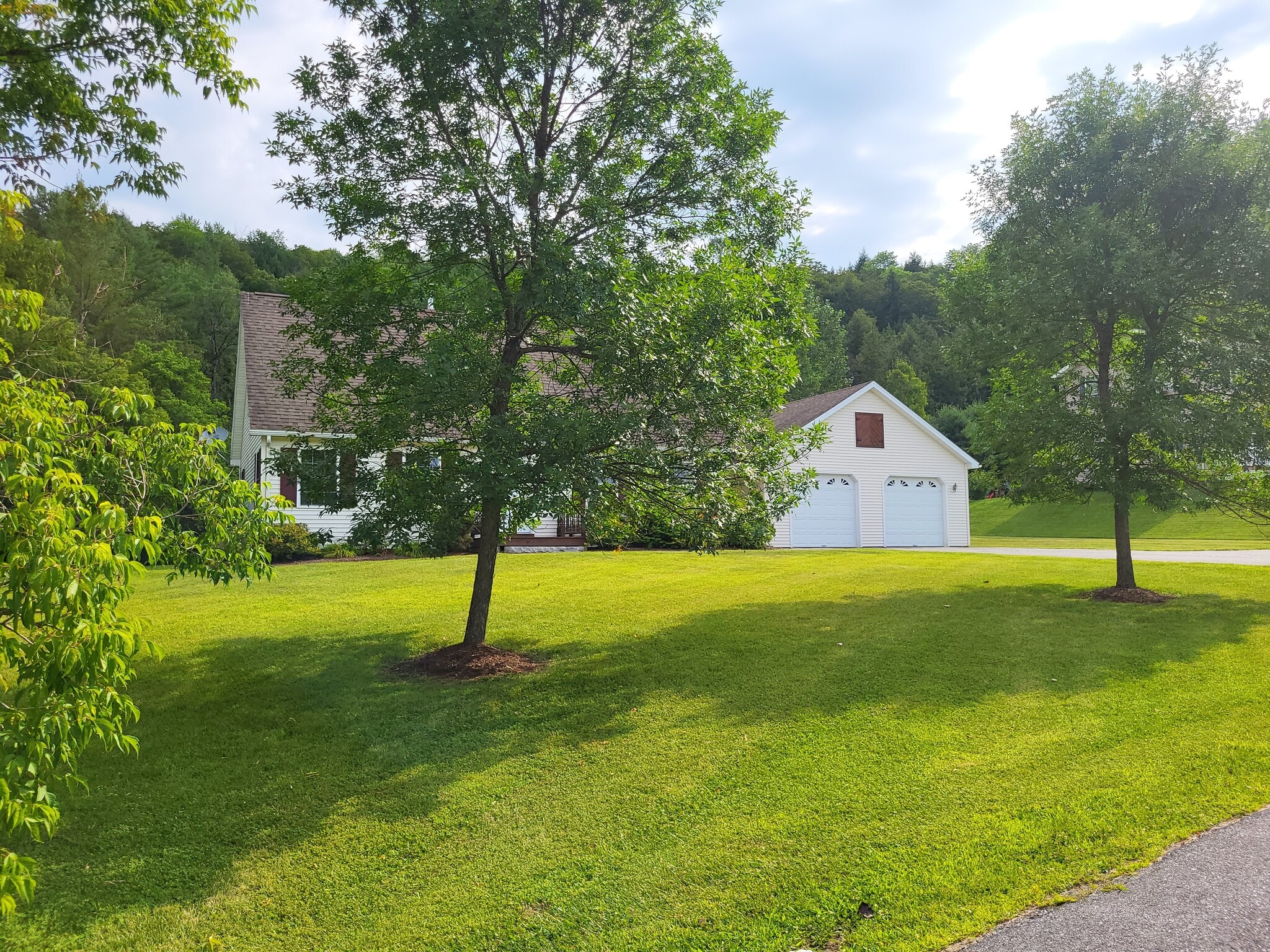 Building Photo - 451 Partridge Farm Rd