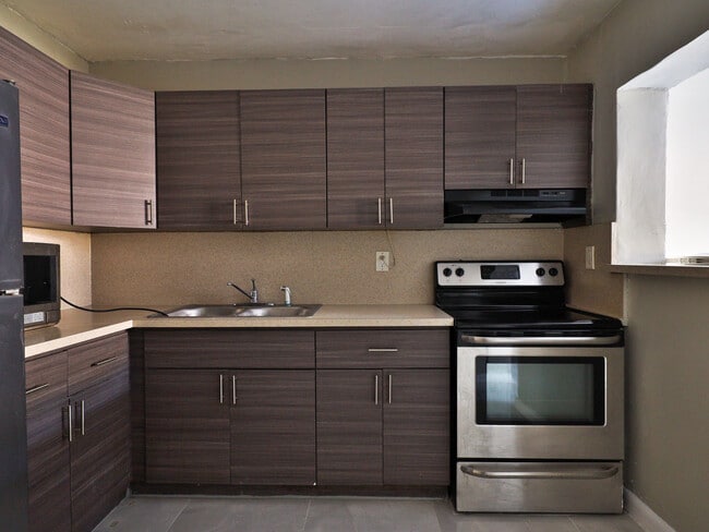 Building Photo - 47 NW 151st St