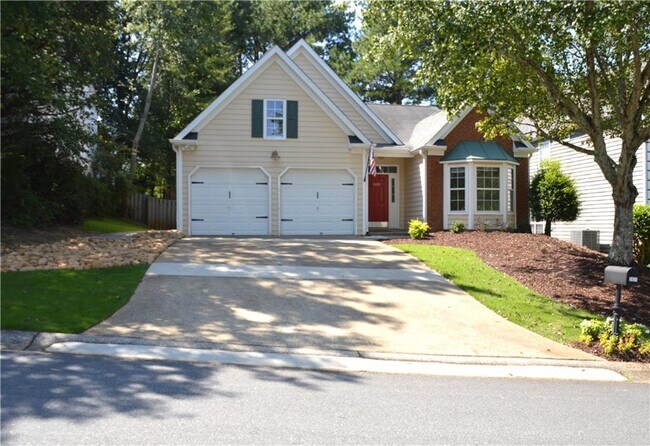 Building Photo - 2021 Crestview Way