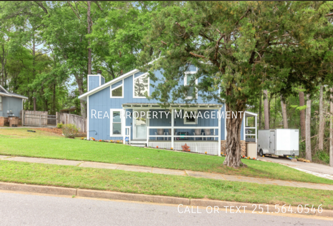 Building Photo - 7044 Carrabelle Key