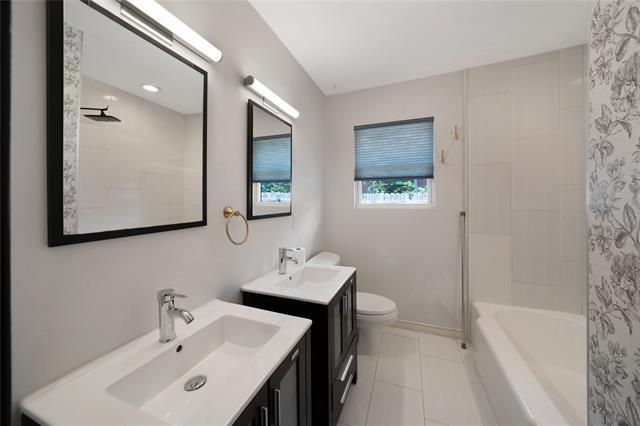 Building Photo - 10208 San Lorenzo Dr