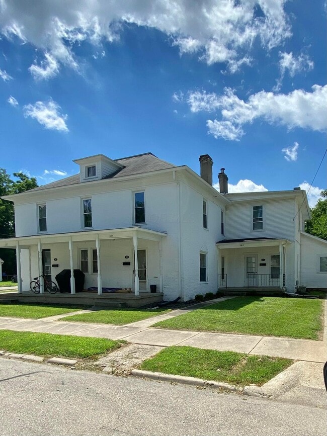 Primary Photo - 203 E Reynolds St