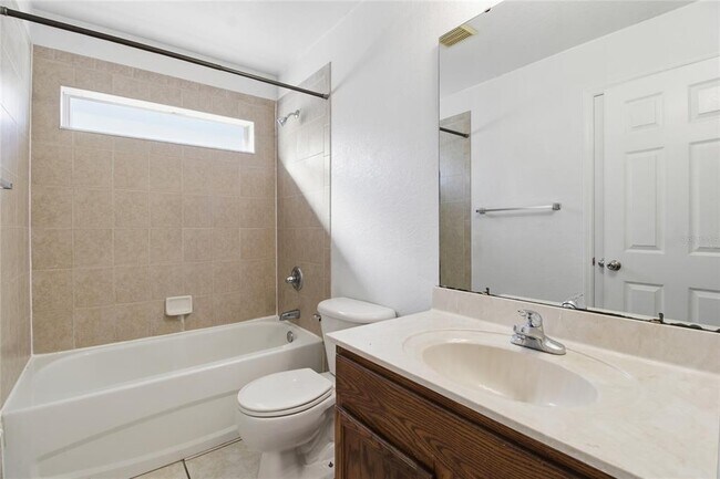 Building Photo - 2764 Rochelle Dr