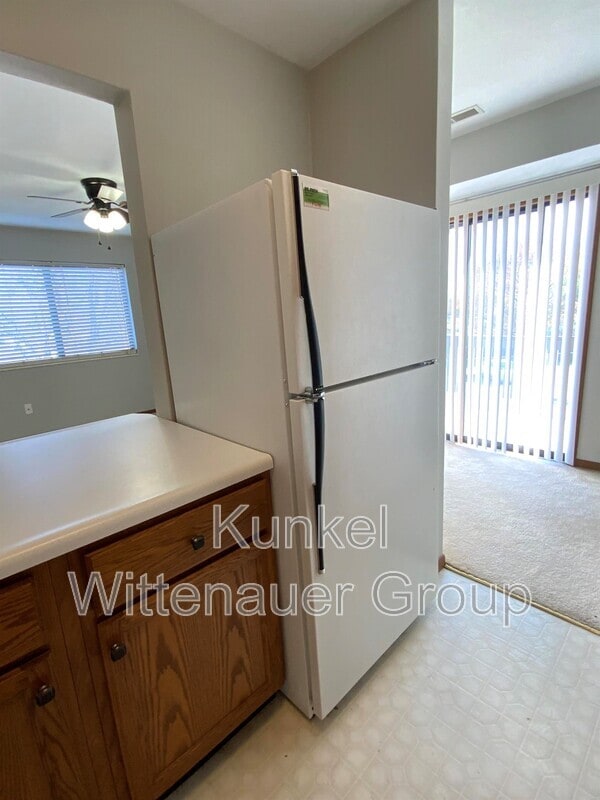 Building Photo - 285 Eagle Ridge