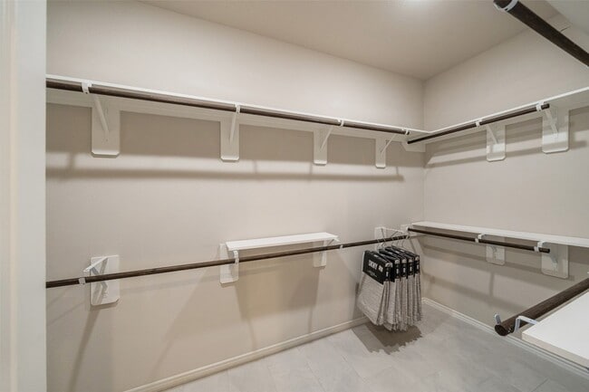 Building Photo - 17435 Vino Vines Ln