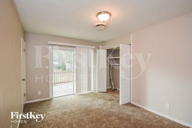 Building Photo - 2180 Twilley Cir SW