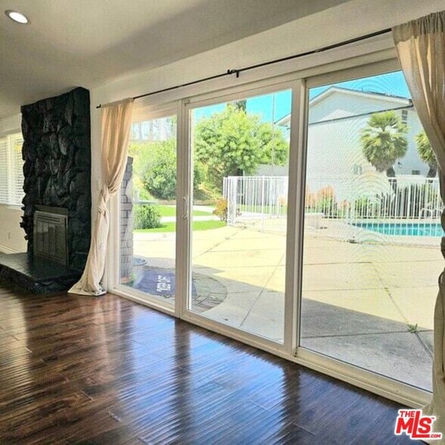 Building Photo - 20811 Tiara St