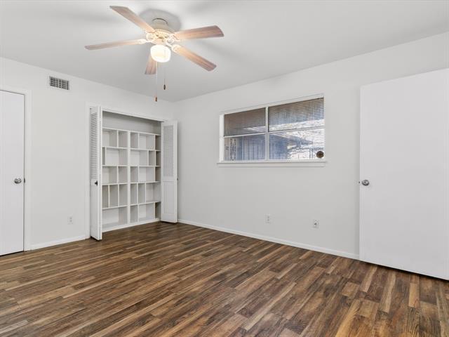 Building Photo - 4806 South Dr