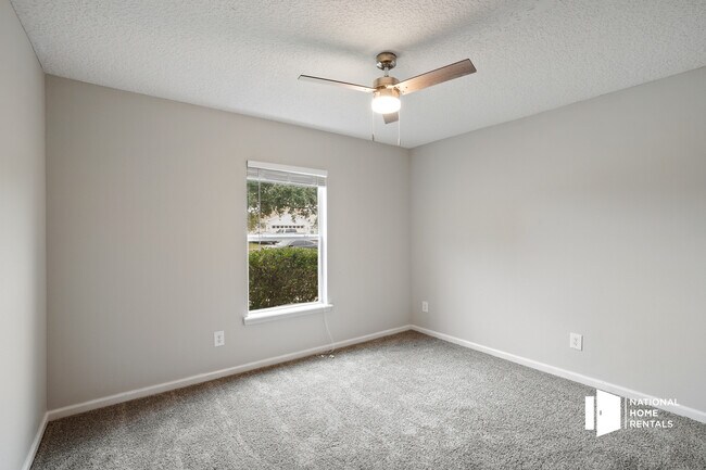 Building Photo - 76087 Long Pond Loop