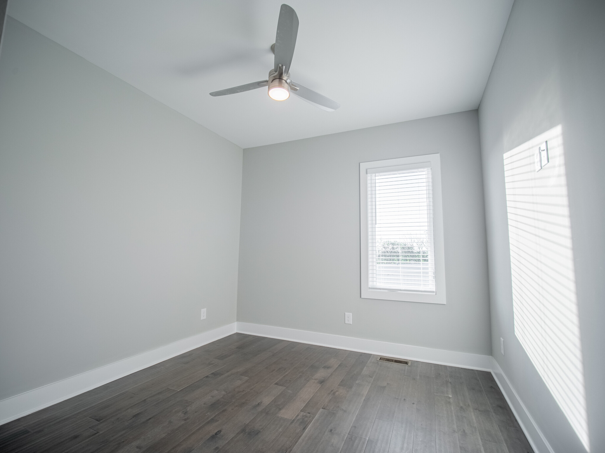 Upstairs Bedroom 2 - 1122 Baptist World Center Dr