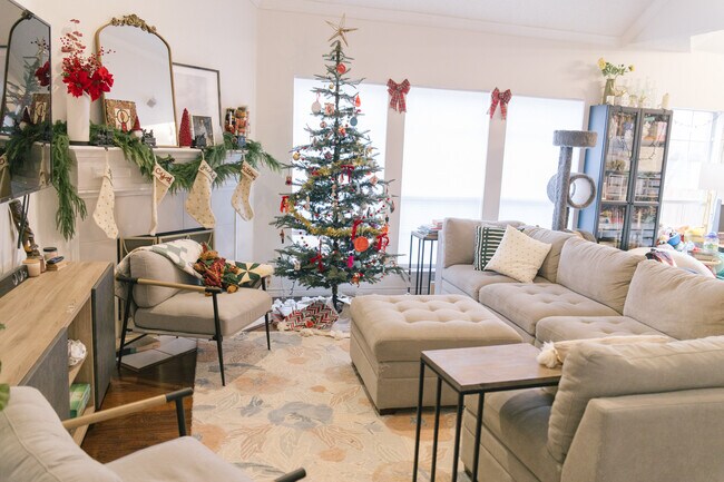 Building Photo - 4812 Buckskin Dr