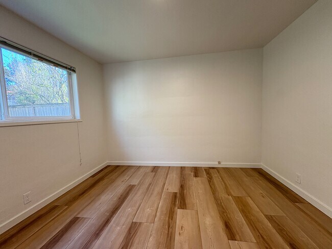 Building Photo - 2835 Pearl St