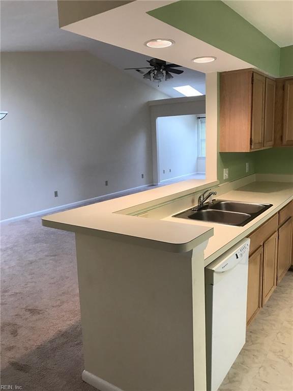 Building Photo - 1857 Calash Way