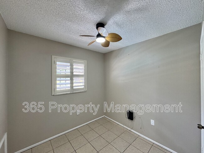 Building Photo - 12484 Curry Dr
