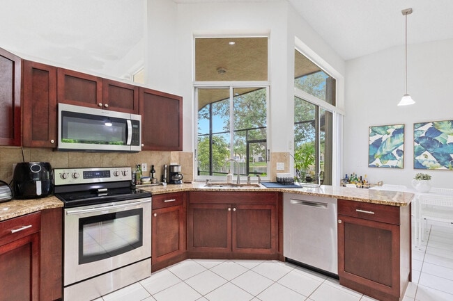 Building Photo - 1007 Spoonbill Cir