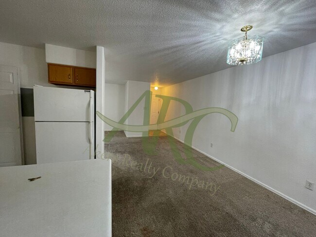 Building Photo - 2722 Poplar St
