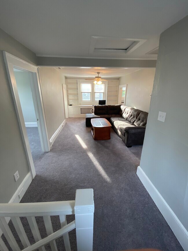 Building Photo - 1022 Hamilton Avenue