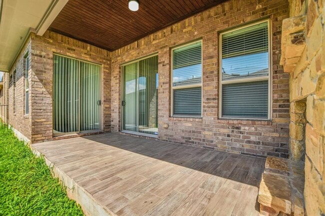 Building Photo - 508 Baylee Love Ln E