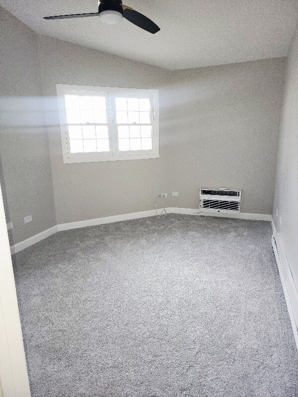 Building Photo - 501 Leah Ln