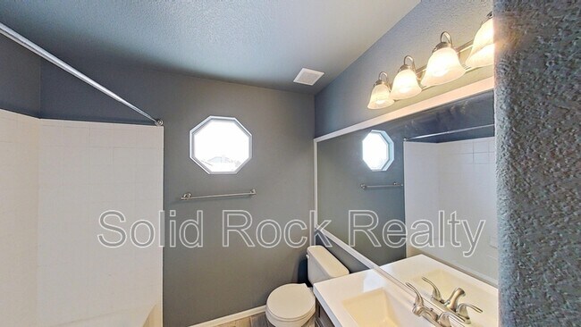 Building Photo - 4642 Crow Creek Dr