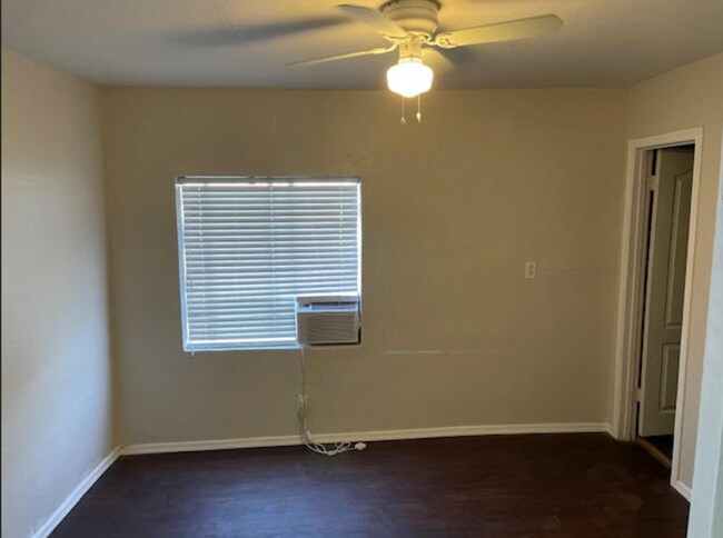 Building Photo - OPEN HOUSE WEDNESDAY AUGUST 6TH FROM 2PM T...