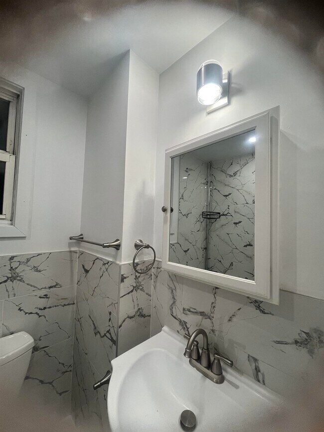 Building Photo - 4207 Grand Ave