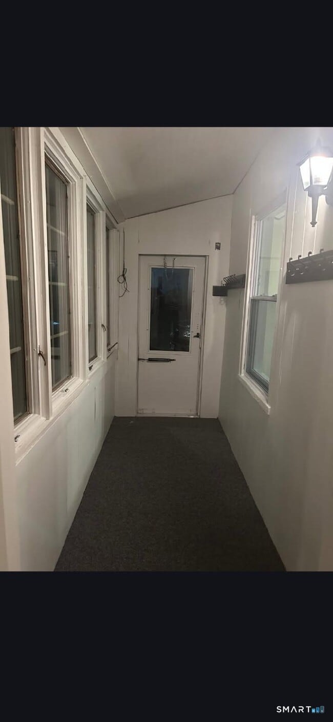 Building Photo - 34 Rock St