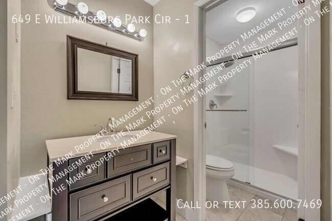 Building Photo - 649 E Williamsburg Pk Cir