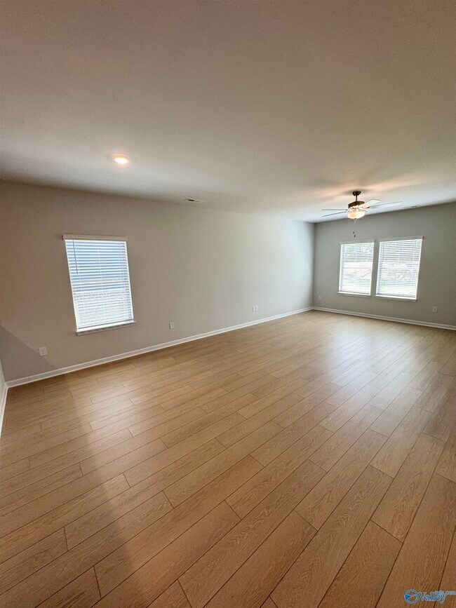 Building Photo - 22733 Dashwood Ln