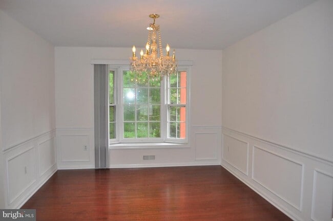 Building Photo - 2109 Falling Creek Rd