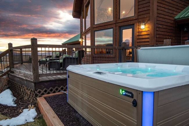 Building Photo - 4535 Roxanne St