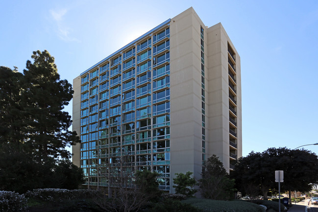 Building Photo - Sorrento Tower