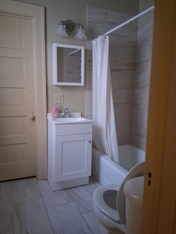 Building Photo - 148 S Edwards Ave