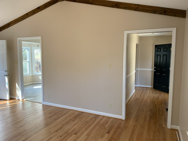 Building Photo - 3 Bed / 2 Bath House for Rent in Clayton