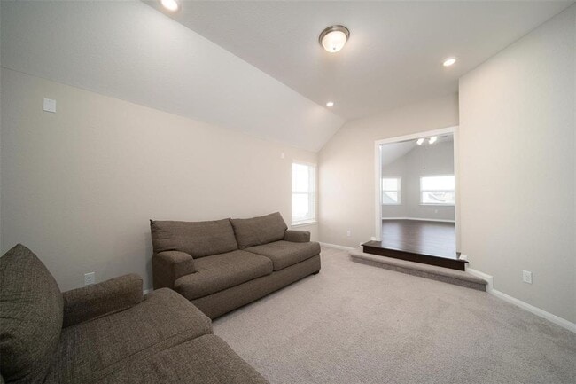 Building Photo - 4715 Hollow Tree Dr