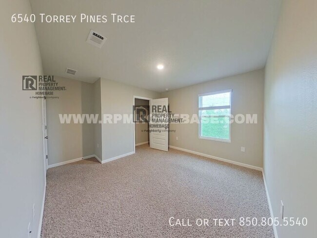 Building Photo - 6540 Torrey Pnes Trce