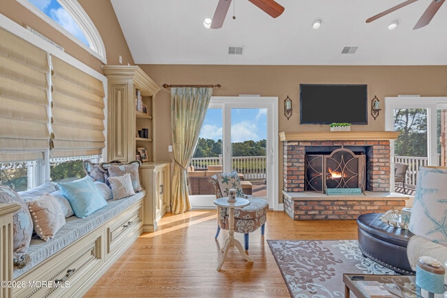 Building Photo - 11 Luppatatong Ave