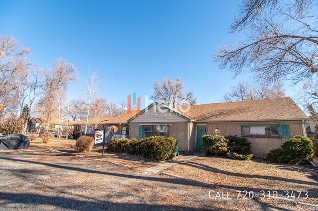 Building Photo - 1374 Zephyr St