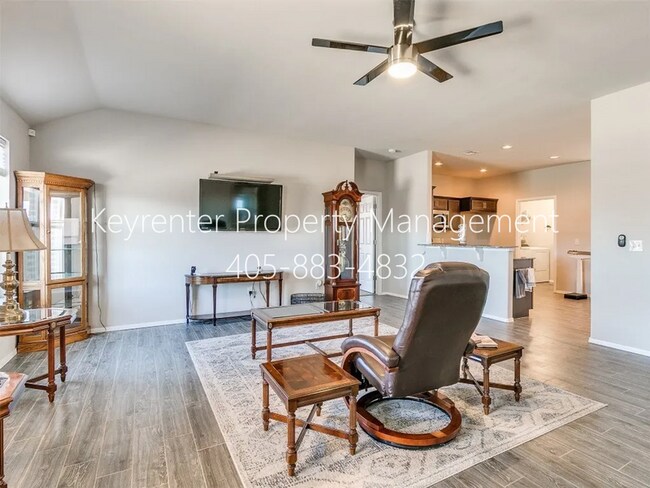 Building Photo - 1636 Eighty-Niner Ter
